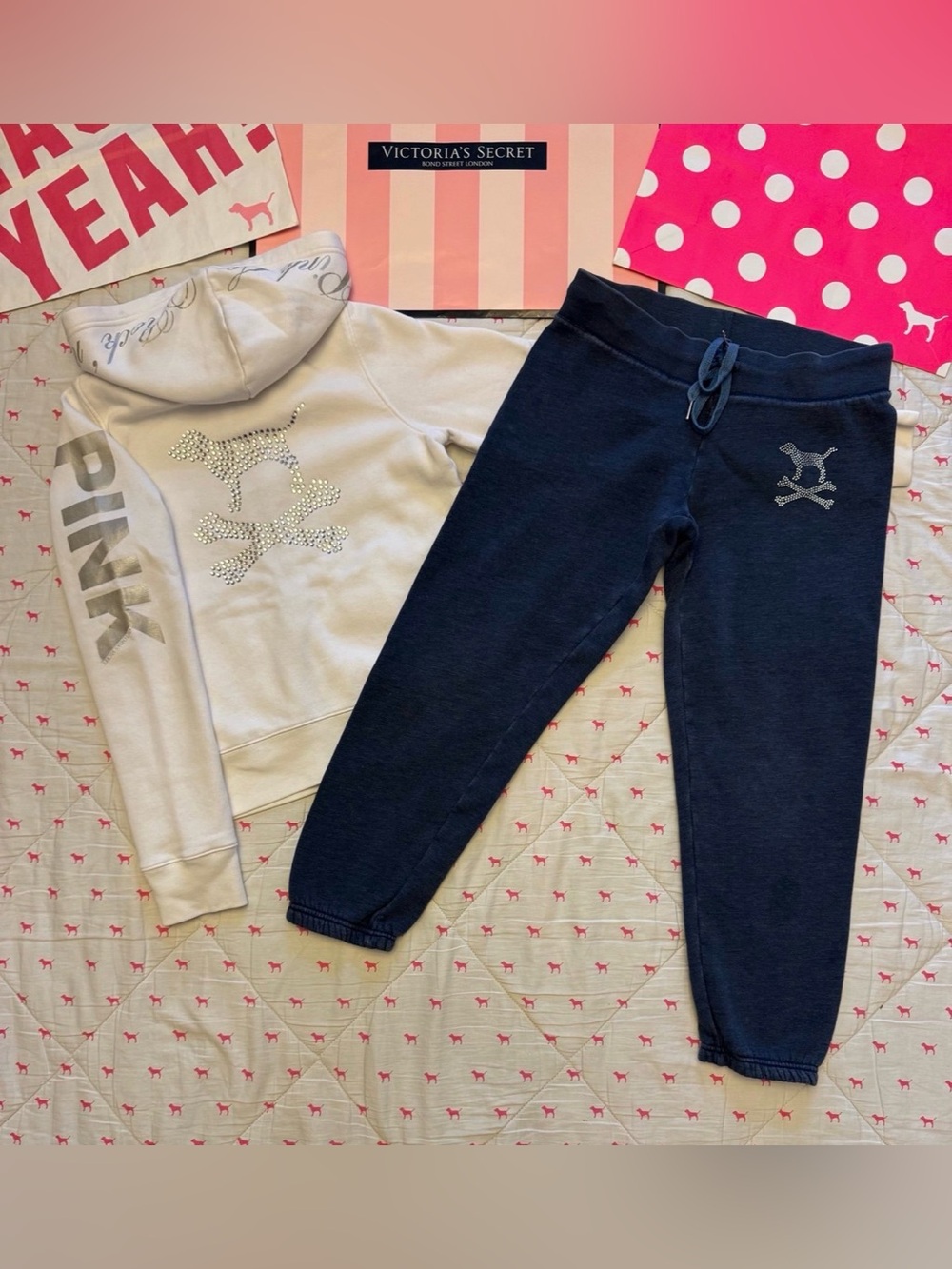 VS PINK VINTAGE Y2K SET LIMITED EDITION BLING DOG CROSSBONES ROCK N ROLL RARE LG